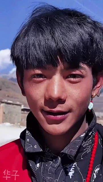 丁真最新爆料,揭秘他的私生活与事业新动向